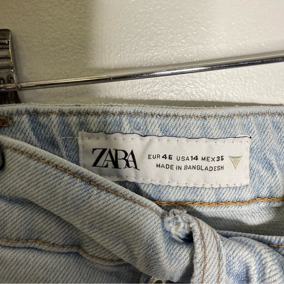 Zara Light Wash High Rise Denim Jeans Size 14 - Picture 3 of 4